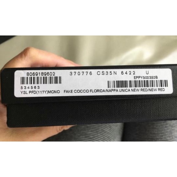 Saint Laurent red wallet - SOLD - Picture 8 of 11